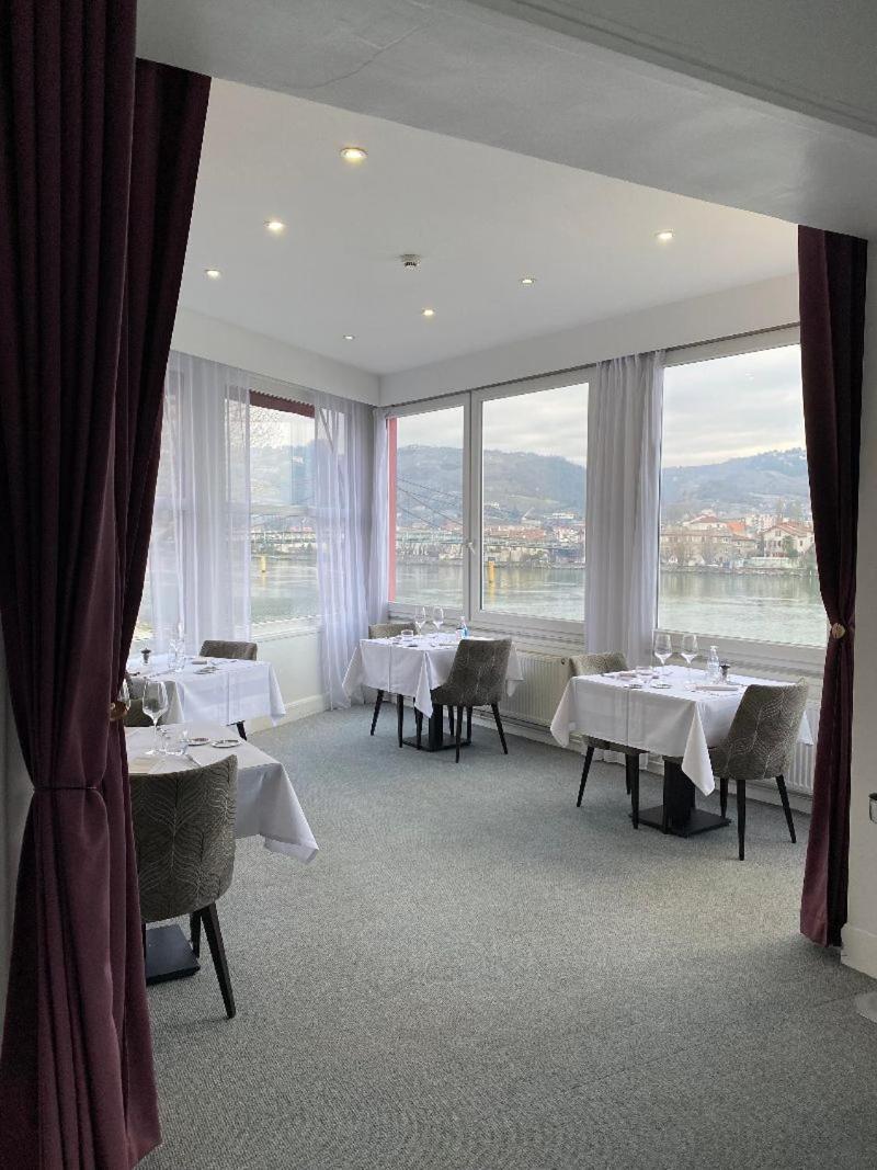 Hotel Le Bellevue Les Roches-de-Condrieu Ngoại thất bức ảnh